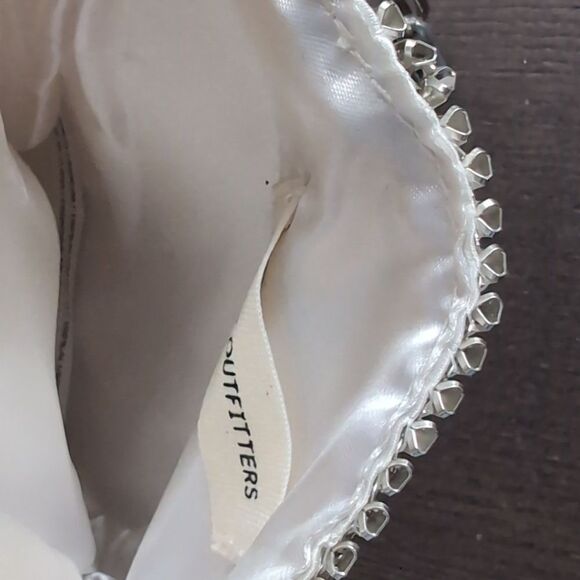 Silver tone chainmail metal mesh mini bag with chain strap - Picture 4 of 11